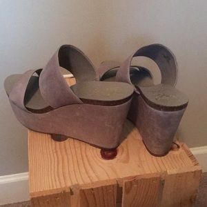 Vince Camuto Sparkle Wedges